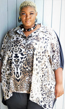 Load image into Gallery viewer, Chic Plus Size Animal Print Top