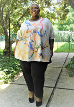 Load image into Gallery viewer, Plus Size Hand-painted Star Top